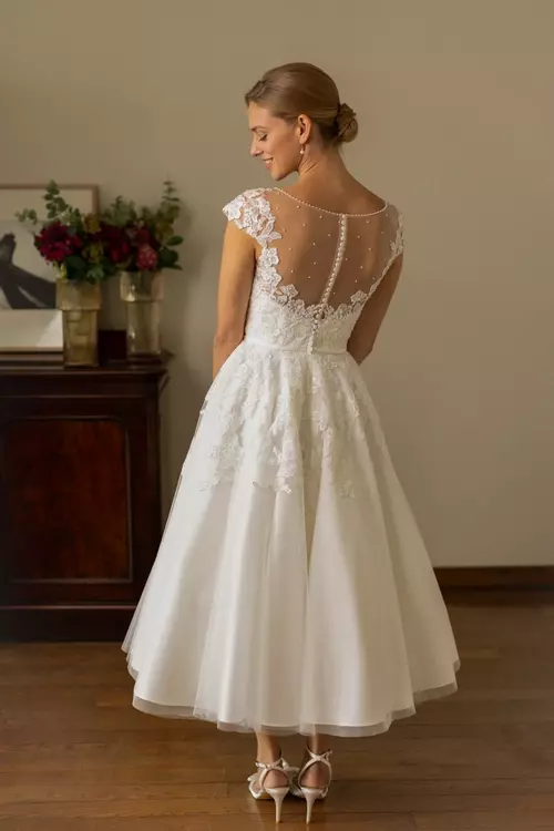 Betty Retro 50s Lace Tea Length Wedding Dress True Curves